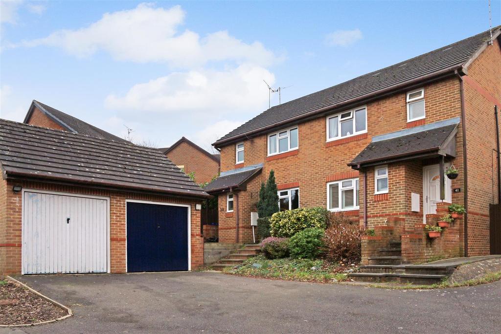 King Charles Road, Shenley 3 bed semidetached house for sale £575,000