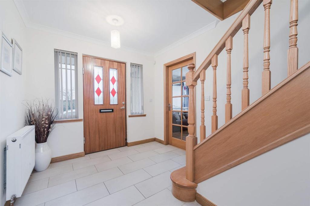 28a Muir Road, Townhill, KY12 0EG 4 bed detached house £350,000
