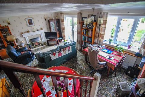 27 Bondfield Close, Wombwell, Barnsley, S73 8TX
