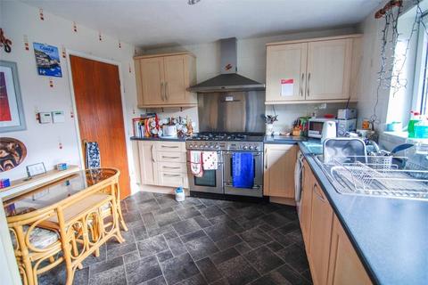 27 Bondfield Close, Wombwell, Barnsley, S73 8TX