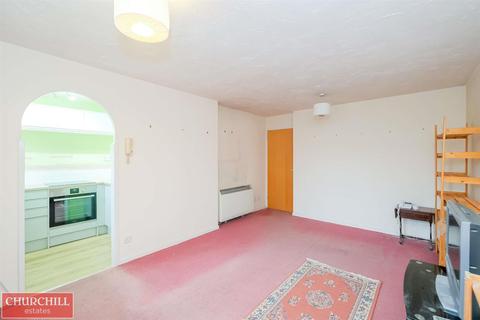 91 Chamberlain Place, London, E17 6AZ