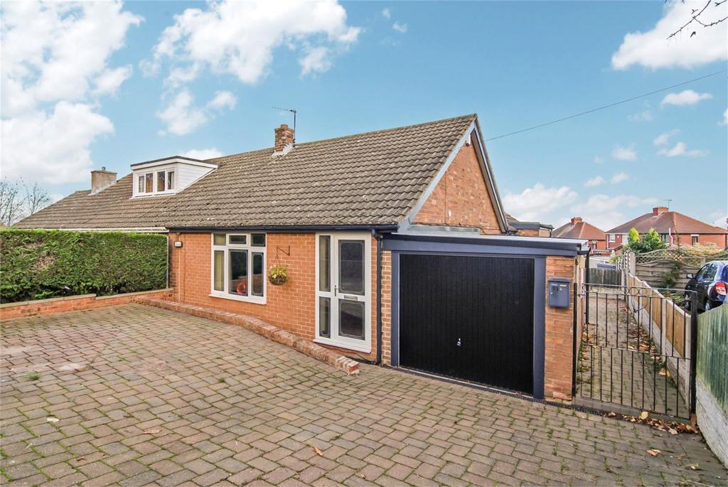 Gypsy Lane, Wombwell, BARNSLEY 3 bed semidetached bungalow £220,000