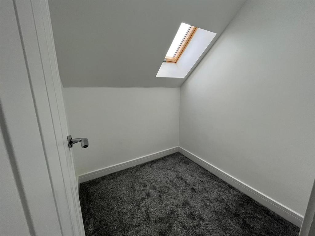 Dressing Room/ Home Office
