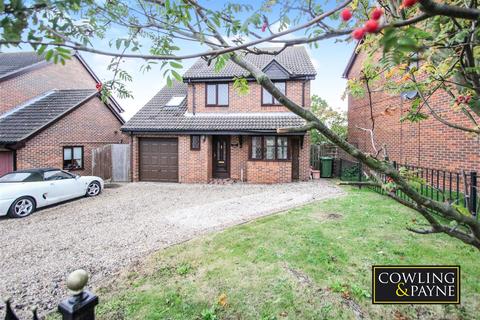 34 Doeshill Drive, Wickford, SS12 9RD