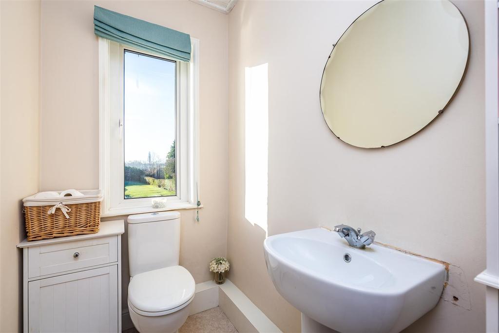 45 Washingborough Road, Heighington, LN4 1 QW-29.jp