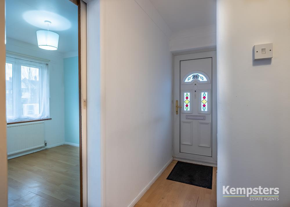 Hallway 2.jpg