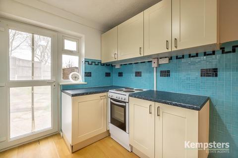 18 Edith Way, Corringham, Stanford-le-hope, SS17 9AF