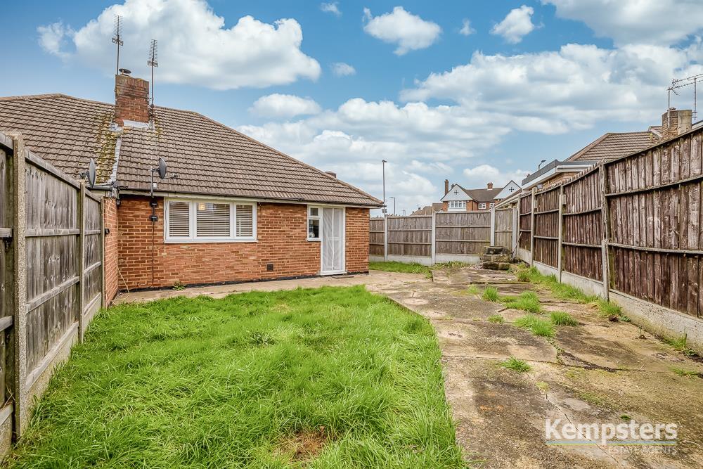 Rear Garden 2.jpg