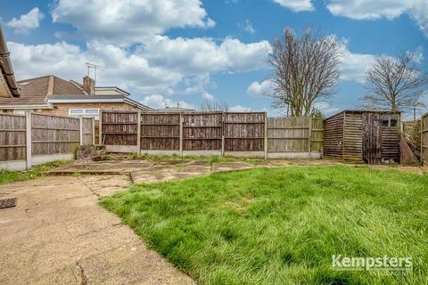 18 Edith Way, Corringham, Stanford-le-hope, SS17 9AF