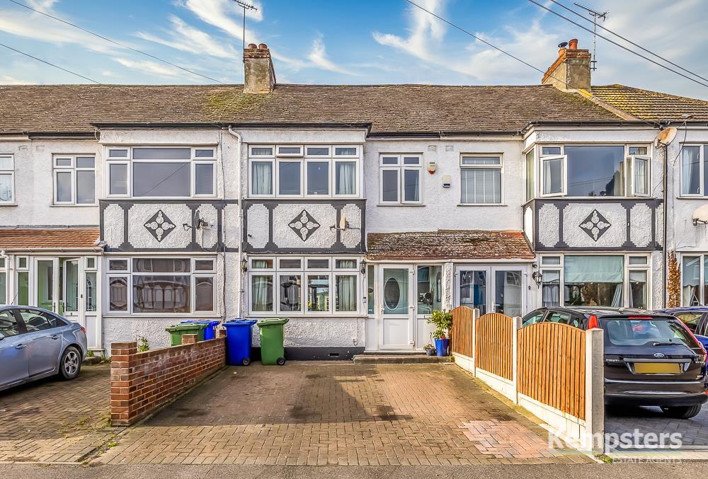 Lawns Crescent, Little Thurrock, Grays 3 bed terraced house £330,000
