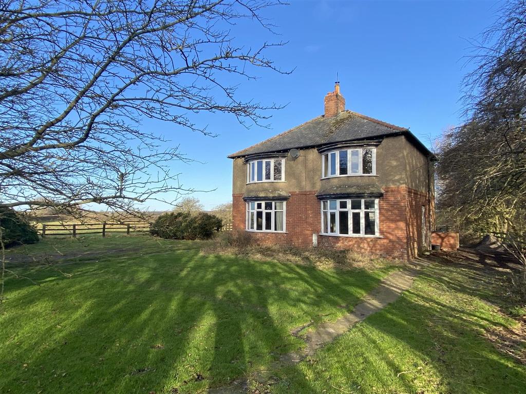 Staindrop Road, Darlington 4 bed country house £350,000