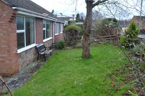 68 Castlefields, Leominster, HR6 8BJ