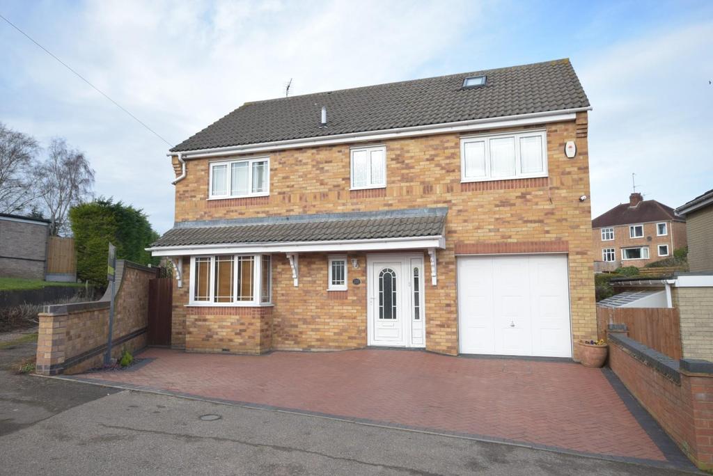 Immaculately present Dunkirk... 4 bed detached house £360,000