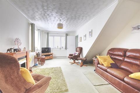 71 Ashdown Road, Bexhill-on-sea, TN40 1SF