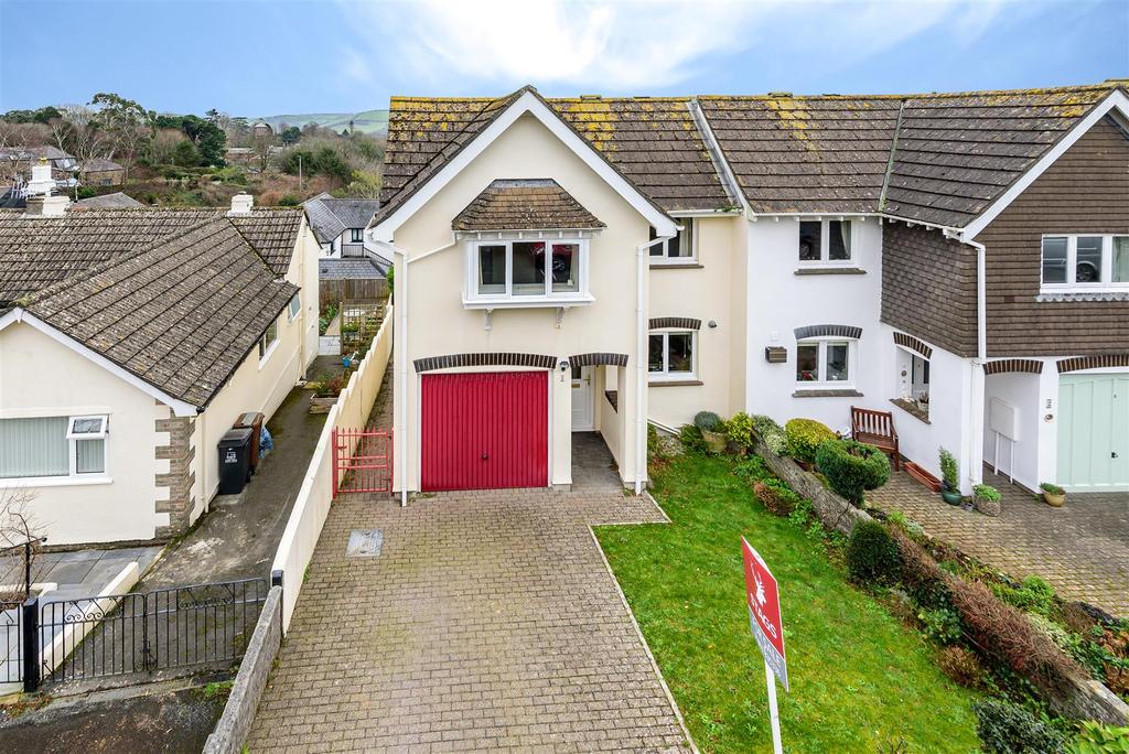 Church Road, Dartmouth 3 bed terraced house £325,000
