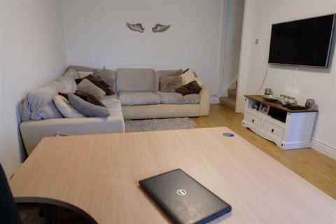 2 Field View Grove, Barry, CF63 1EB