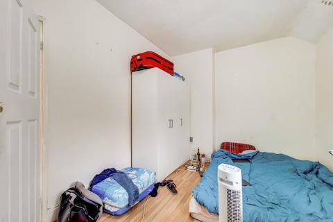 135 Shroffold Road, Bromley, BR1 5NH