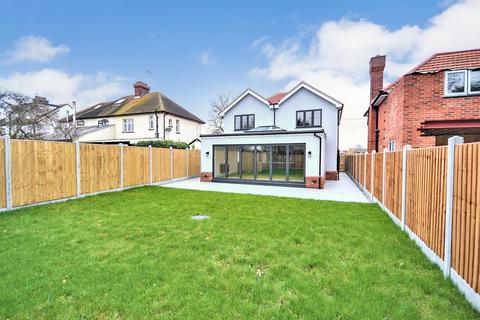 101a Maldon Road, Burnham-on-crouch, CM0 8DD