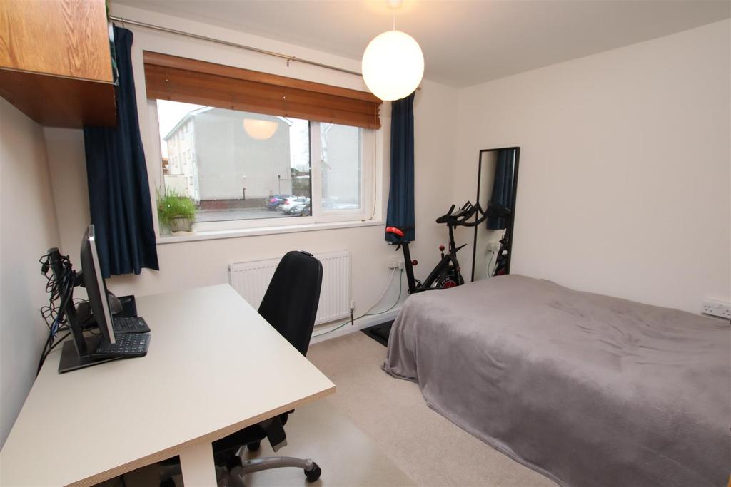 Bedroom 2.JPG