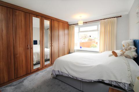 37 Ashleigh Drive, Beeford, Driffield, YO25 8AU
