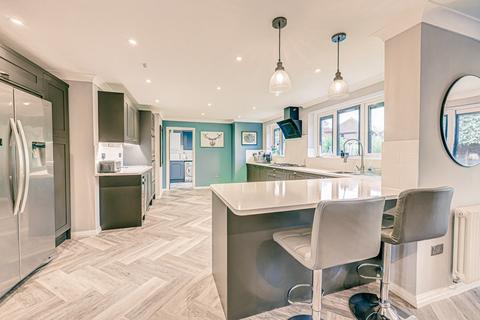 26 Ravendale Way, Shoeburyness, Southend-on-sea, SS3 8YB