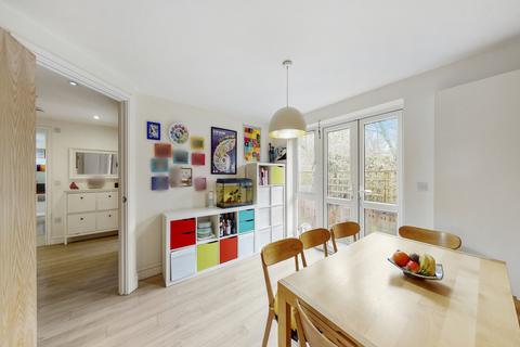 2 Waterside Close, Wembley, HA9 9PB