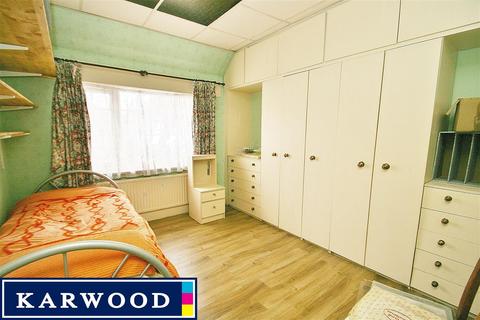 122 Cromwell Road, Hayes, UB3 2PT