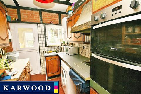 122 Cromwell Road, Hayes, UB3 2PT