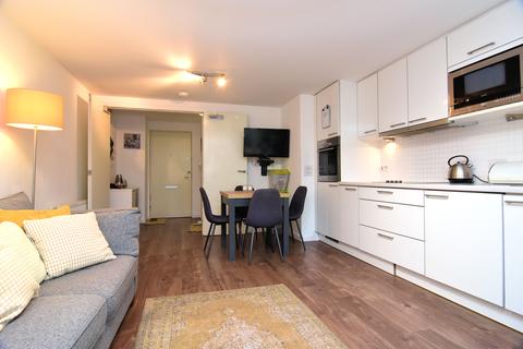 Flat 3, 86 Main Street, Kirkliston, EH29 9AD