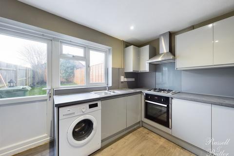 undefined, Redshaw Close, Buckingham, MK18