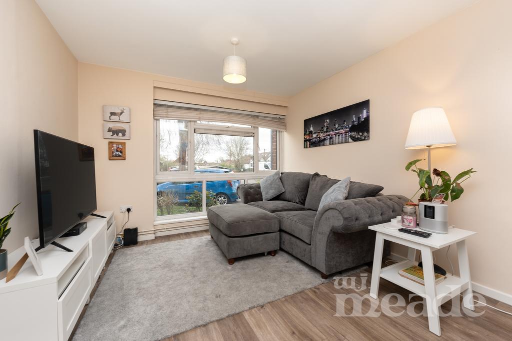 Beresford Road, North Chingford, E4 1 bed flat for sale £265,000