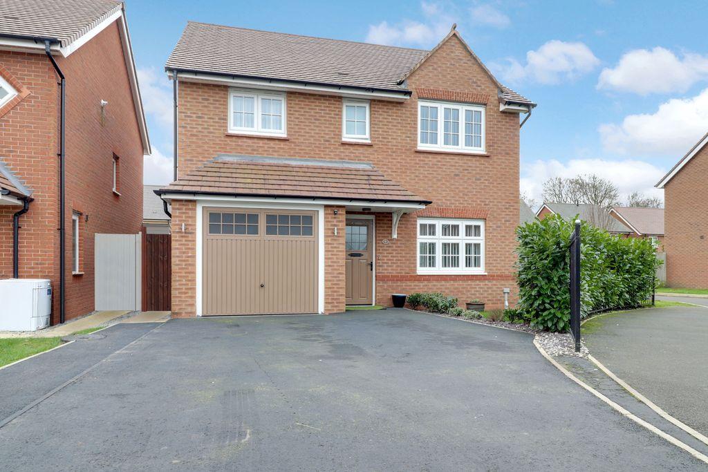 Sanderling Drive, Banks, Southport... 4 bed detached house £300,000