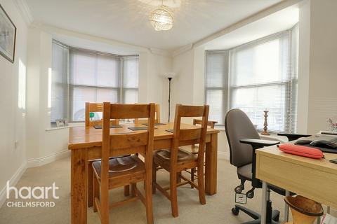 25 Bryant Link, Springfield, Chelmsford, CM2 6GZ