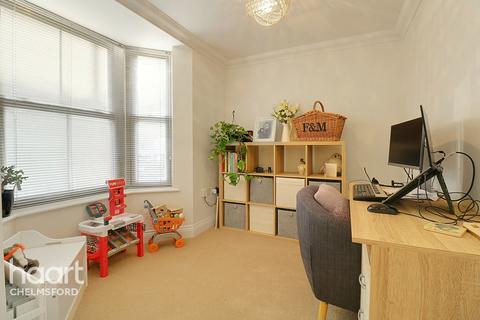 25 Bryant Link, Springfield, Chelmsford, CM2 6GZ