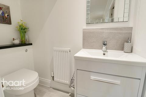 25 Bryant Link, Springfield, Chelmsford, CM2 6GZ
