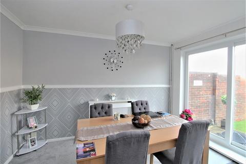 28 Brettingham Close, Crawley, RH11 8FD