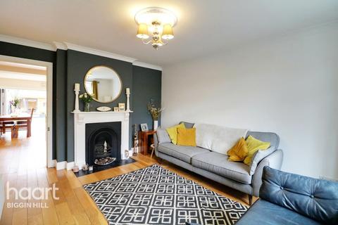 11 Crossley Close, Biggin Hill, Westerham, TN16 3BL