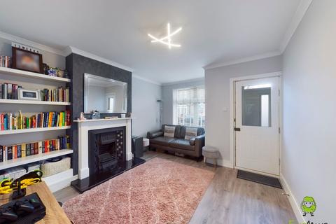 63 Ethronvi Road, Bexleyheath, DA7 4AU