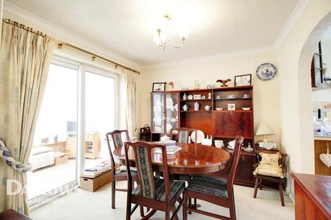 34 Avonridge, Thornhill, Cardiff, CF14 9AU