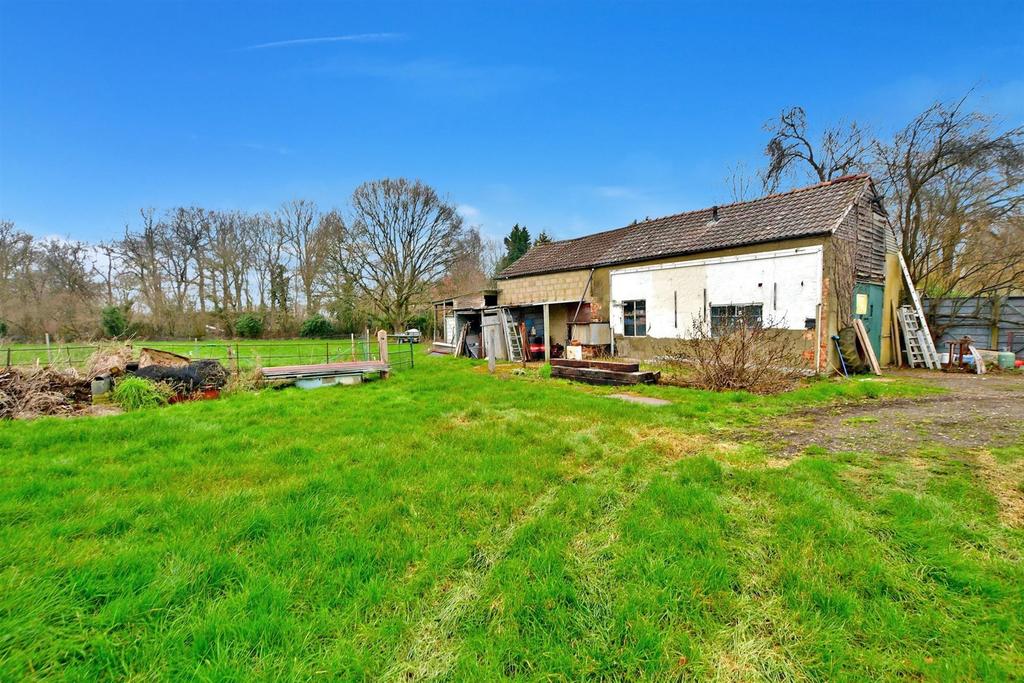 Land &amp; Barn