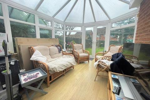 2 Augustus Close, Syston, Leicester, LE7 1ZE