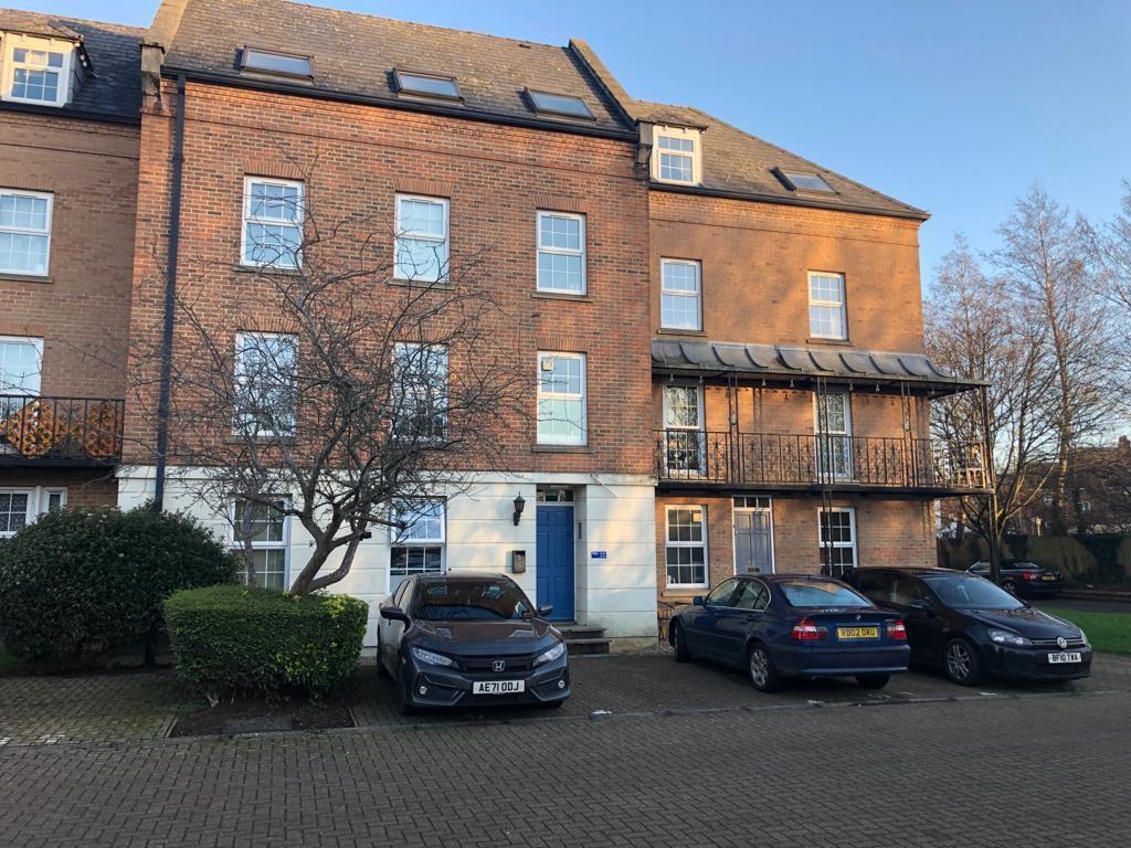Grimsbury, Banbury, Oxfordshire, OX16 1 bed flat for sale £120,000