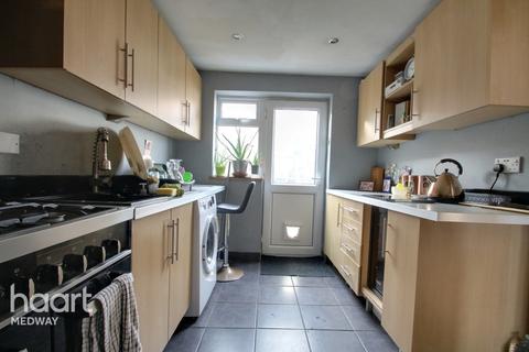 37 Cardens Road, Cliffe Woods, Rochester, ME3 8TU