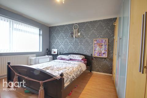 37 Cardens Road, Cliffe Woods, Rochester, ME3 8TU