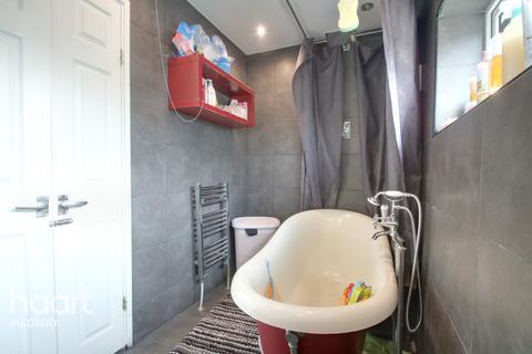 37 Cardens Road, Cliffe Woods, Rochester, ME3 8TU