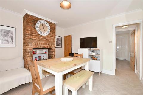56 Albany Road, Crawley, RH11 7BZ