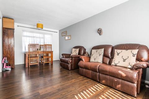 16 Conan Doyle Walk, Swindon, SN3 6JB