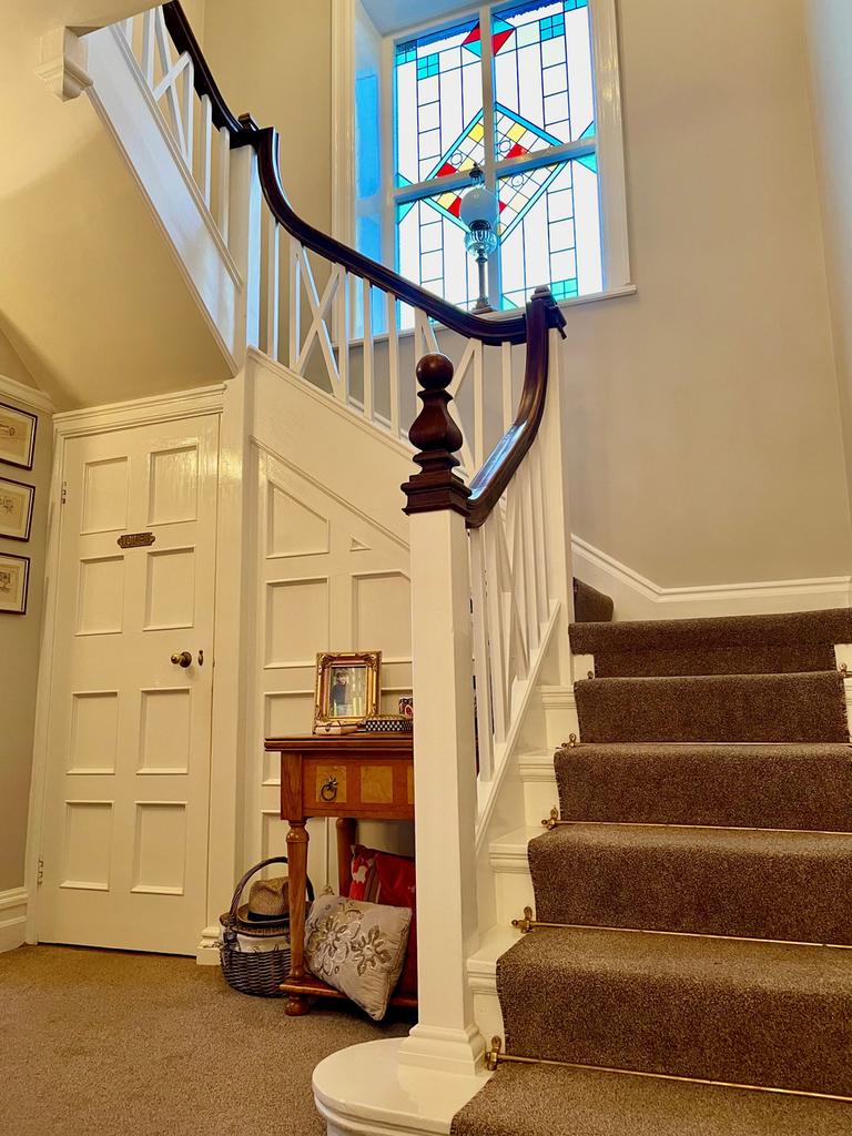 Feature Staircase