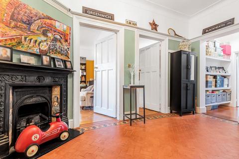 12 Vanbrugh Fields, London, SE3 7TZ
