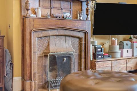 12 Vanbrugh Fields, London, SE3 7TZ
